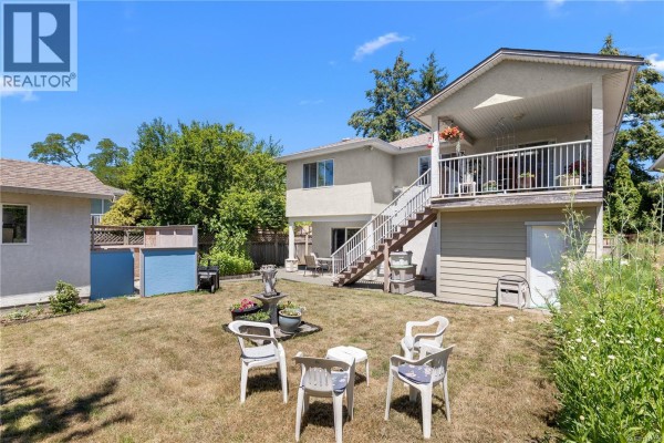 Bedroom - 1615 Agnew Ave, Saanich, BC V8N6K6 Photo 4