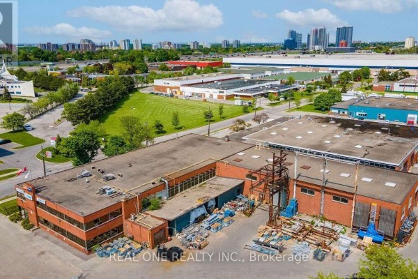1615 Warden Avenue, Toronto, ON, photo 2