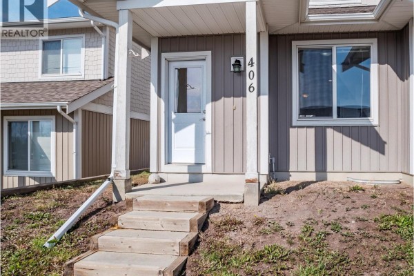 1617 88 Avenue Unit# 406, Dawson Creek, BC, photo 2