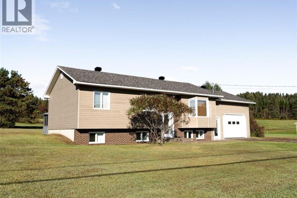 Office - 1617 Route 205, Saint Francois De Madawaska, NB E7A1P7 Photo 2
