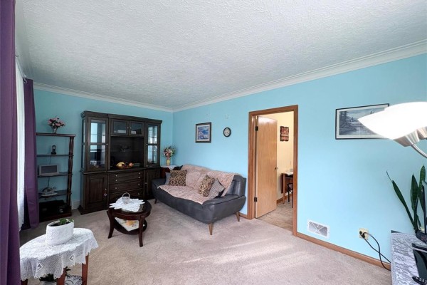 Eat in kitchen - 1617 William Avenue, Winnipeg, MB R3E1A9 Photo 2