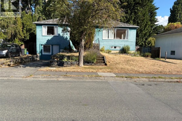 Recreation room - 1618 Richardson St, Victoria, BC V8S1R4 Photo 4