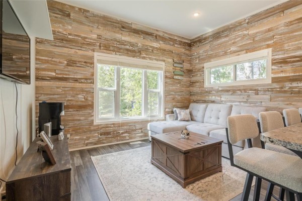 Living room - 162 37116 37n Road, Ste Anne Rm, MB R0A0N0 Photo 3