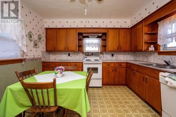 Dining nook - 162 Annandale Wharf Road, Annandale, PE C0A1G0 Photo 4