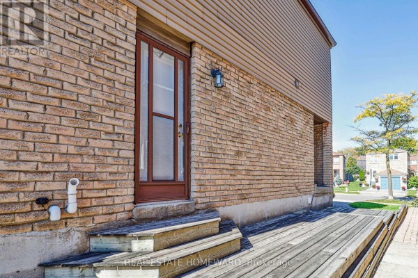 162 Bob O'link Avenue, Vaughan, ON L4K1H2 Photo 4