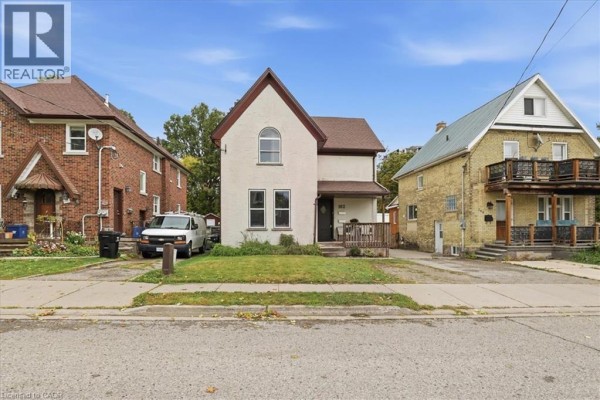 4pc Bathroom - 162 Church Street, Kitchener, ON N2G1S6 Photo 4