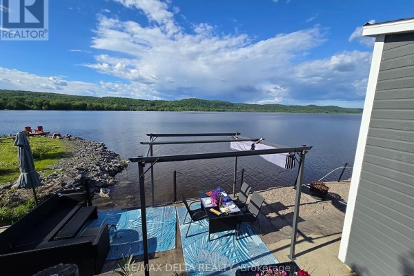 162 Front Road W, Champlain, ON K0B1K0 Photo 2