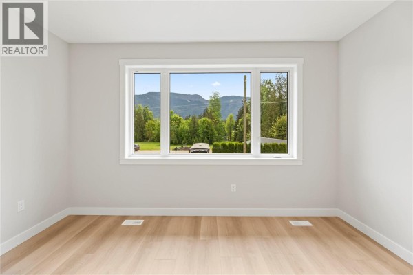 Family room - 162 James Street, Grindrod, BC V0E1Y0 Photo 5
