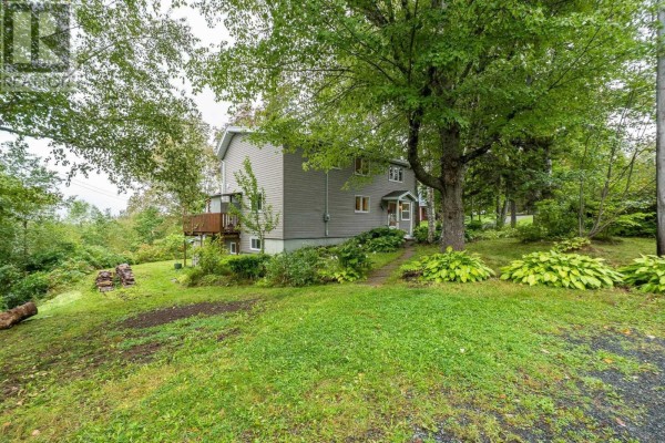 Kitchen - 162 Lakewood Dr, Brooklyn, NS B0N2A0 Photo 2