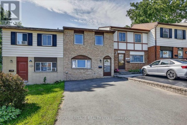 1621 Applewood Crescent, Peterborough, ON, photo 2