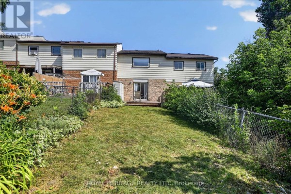 1621 Applewood Crescent, Peterborough, ON, photo 3