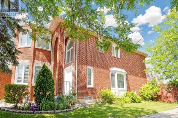 1622 Sandhurst Crescent, Pickering, ON, photo 2