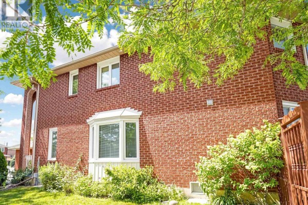 1622 Sandhurst Crescent, Pickering, ON, photo 3