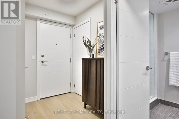 1623 - 525 Adelaide Street W, Toronto, ON, photo 3