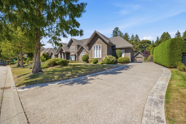 16235 36a Avenue, Surrey, BC V3Z0X5 Photo 2