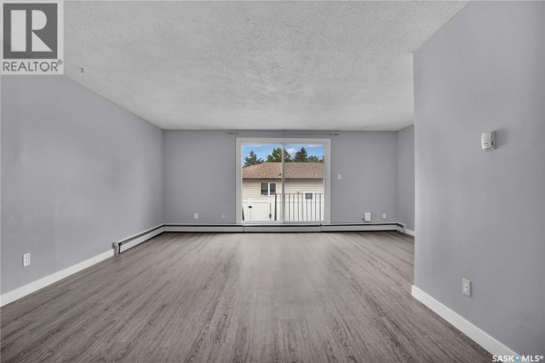 1625 Thompson Avenue, Saskatoon, SK, photo 3