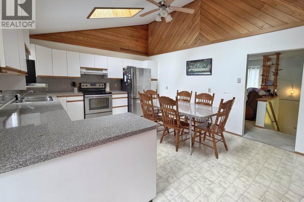 Bedroom 3 - 1627 Atlin Avenue, Prince Rupert, BC V8J1E4 Photo 5