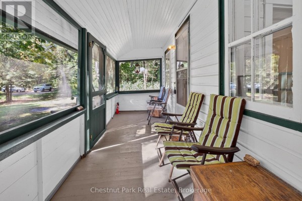 1627 Houseys Rapids Road, Gravenhurst, ON P1P1R3 Photo 3