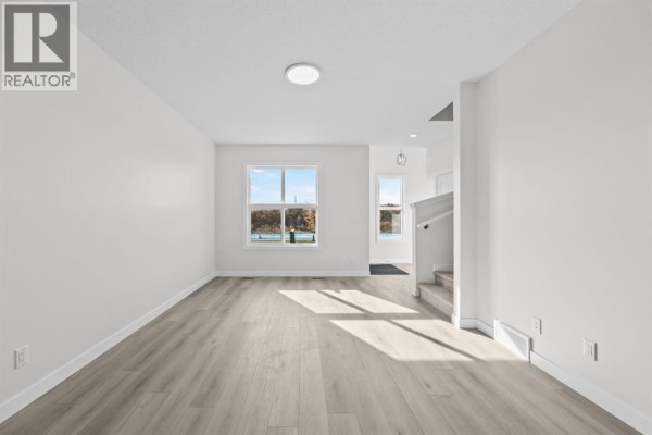 4pc Bathroom - 1628 Keystone Creek Avenue Ne, Calgary, AB T3P2V3 Photo 5