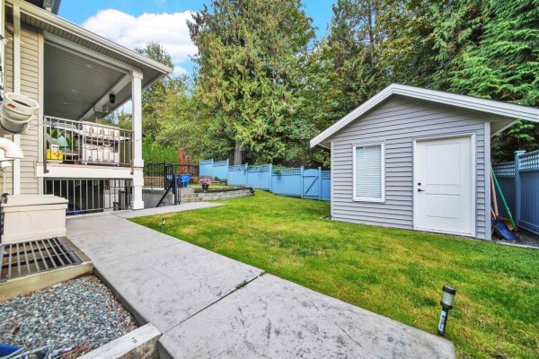16288 60 Avenue, Surrey, BC V3S1S4 Photo 5
