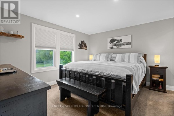 Bedroom 2 - 1629 Canning Road, Gravenhurst, ON P0E1N0 Photo 5