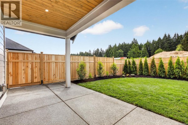 Kitchen - 1629 Crown Isle Blvd, Courtenay, BC V9N0K1 Photo 4