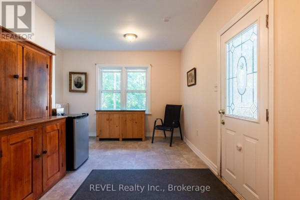 Loft - 1629 Gregory Road, St  Catharines, ON L2R6P9 Photo 4