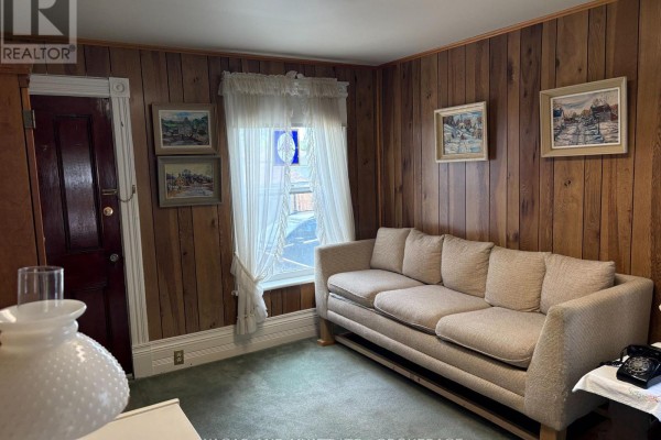 Den - 163 Adelphi Street, Greater Napanee, ON K7R1T6 Photo 4