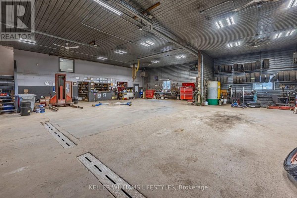 163 Ailsa Craig Main Street, North Middlesex, ON N0M1A0 Photo 4