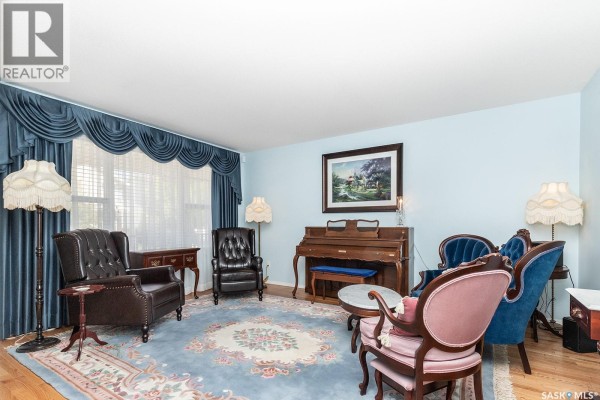 3pc Ensuite bath - 163 Blakeney Crescent, Saskatoon, SK S7L7N5 Photo 5