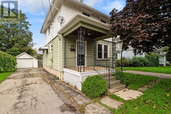 Family room - 163 Brock Street, Goderich), ON N7A1R4 Photo 5