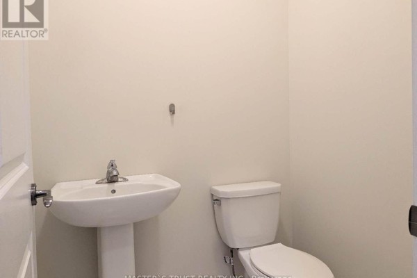 Primary Bedroom - 163 Heritage Street, Bradford West Gwillimbury, ON L3Z4M6 Photo 5