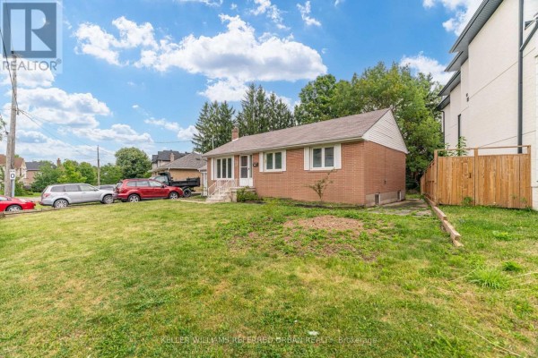 Kitchen - 163 Newton Drive, Toronto, ON M2M2N6 Photo 3