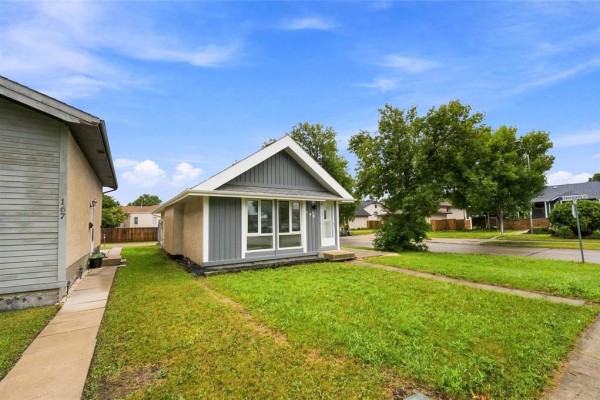Kitchen - 163 Ritchie Street, Winnipeg, MB R2P2C2 Photo 2