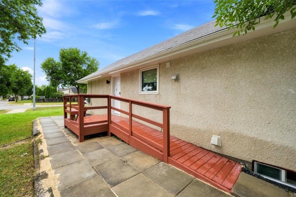Primary Bedroom - 163 Ritchie Street, Winnipeg, MB R2P2C2 Photo 4