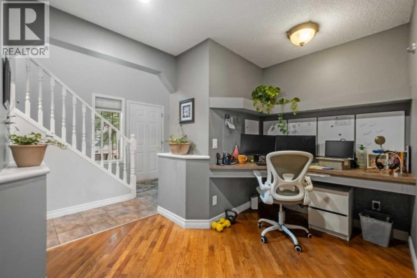 Office - 163 West Lakeview Passage, Chestermere, AB T1X1G8 Photo 3