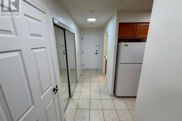 Dining room - 1630 - 700 Humberwood Boulevard, Toronto, ON M9W7J4 Photo 3