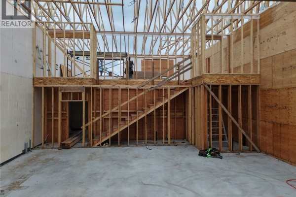 1630 16th Ave, Campbell River, BC V9W3L8 Photo 5