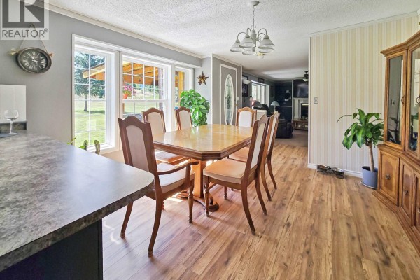 16305 N 5 Highway, Valemount, BC, photo 3