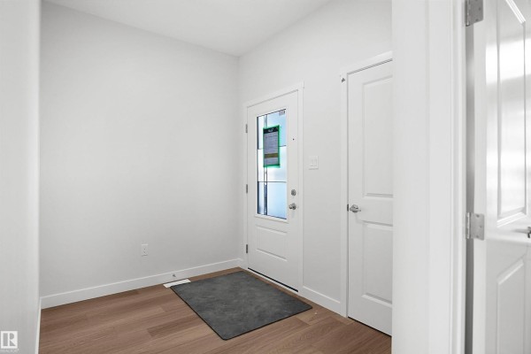 Kitchen - 1631 11 Av Nw, Edmonton, AB T6T2S5 Photo 3