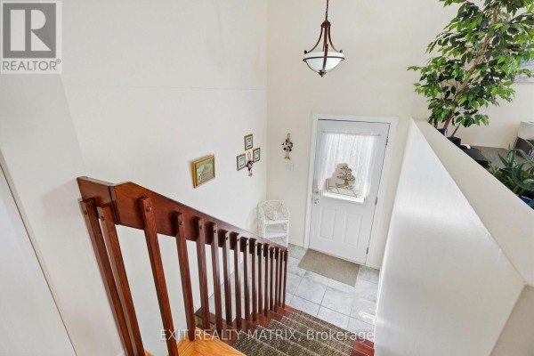 1631 Lansdowne Street, Hawkesbury, ON K6A3N7 Photo 4