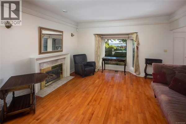 Patio - 1632 Beach Dr, Oak Bay, BC V8R6H8 Photo 4