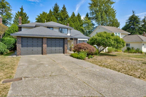 16327 Northglen Close, Surrey, BC V4N1X8 Photo 3