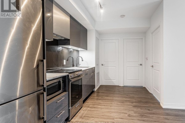 1633 - 251 Jarvis Street, Toronto, ON M5B0C3 Photo 5