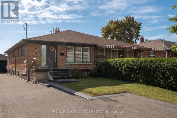 Other - 1633 Coram Crescent, Mississauga, ON L4X1L1 Photo 2