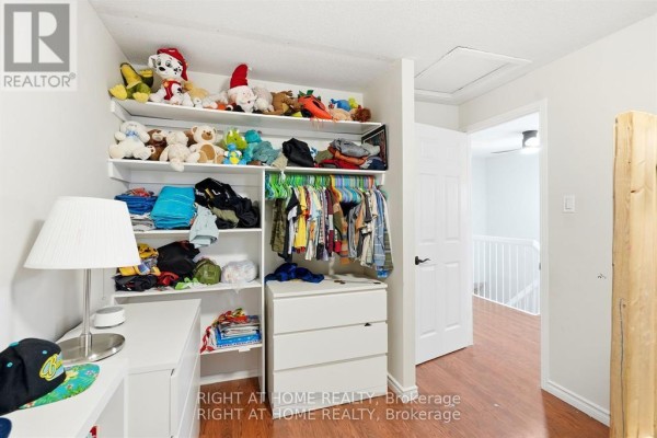 1633 Lafrance Drive, Ottawa, ON K1E2L7 Photo 4