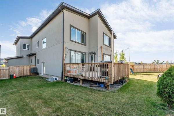 Primary Bedroom - 1634 16a St Nw, Edmonton, AB T6T2S1 Photo 5