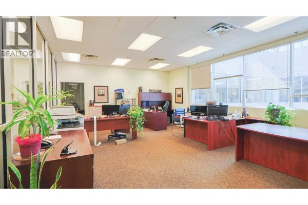 1634 Harvey Avenue Unit# 217, Kelowna, BC, photo 3