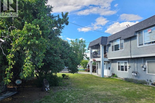 Living room - 1635-1637 Findlay Road, Kelowna, BC V1X5B6 Photo 4
