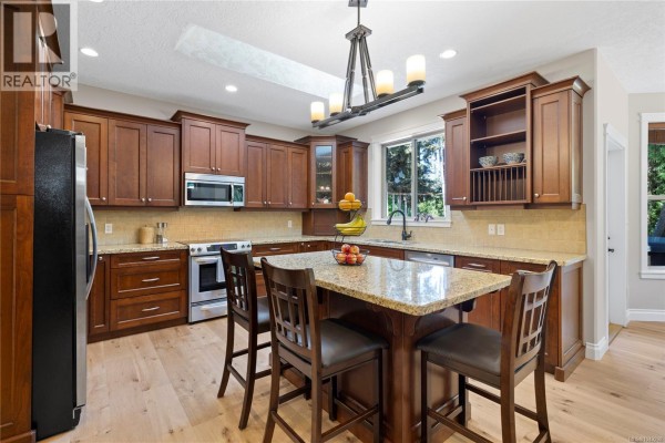 Patio - 1635 Stone Lake Dr, Nanoose Bay, BC V9P9L1 Photo 4